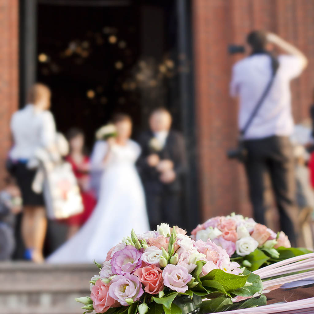 Find a Wedding Photographer